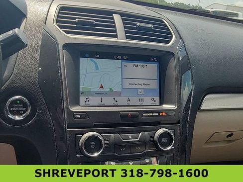 Used 2018 Ford Explorer XLT w/ Equipment Group 202A FWD image 13