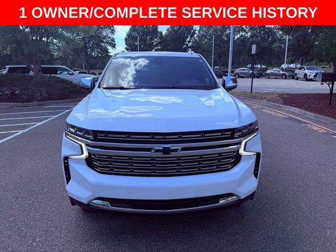 Used 2021 Chevrolet Suburban Premier AWD/4WD image 2