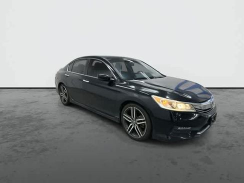 Used 2016 Honda Accord Sport image 5