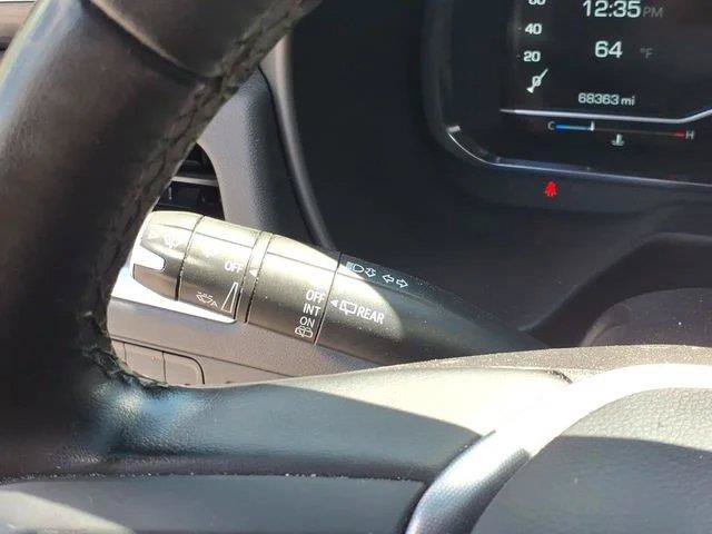 Used 2024 GMC Yukon SLT AWD/4WD image 32
