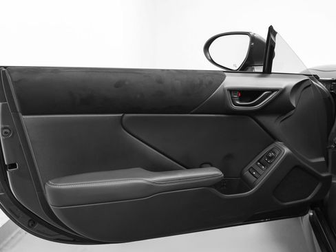 Used 2024 Toyota GR86 Premium RWD image 56