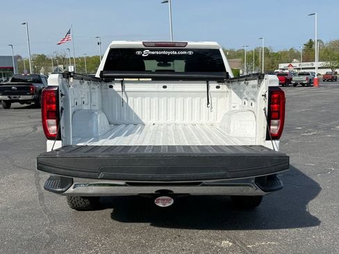Used 2019 GMC Sierra 1500 SLE w/ SLE Value Package AWD/4WD image 5