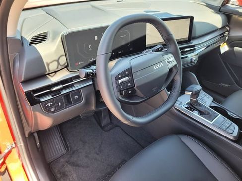 New 2026 Kia Sportage SX FWD image 9
