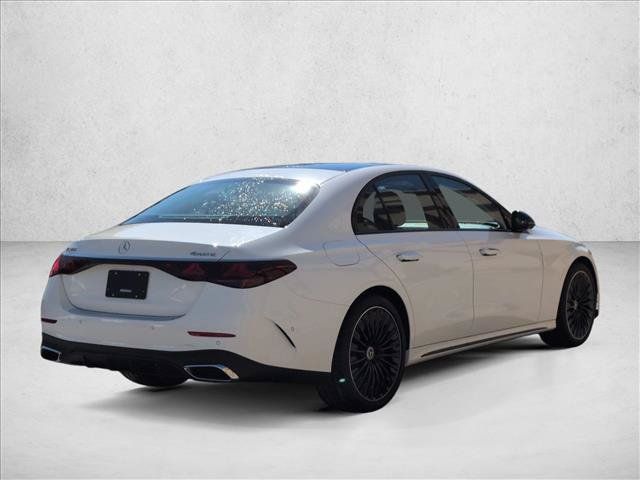 Used 2026 Mercedes-Benz E 350 4MATIC Sedan image 2