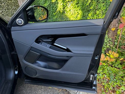 New 2026 Land Rover Range Rover Evoque S image 22