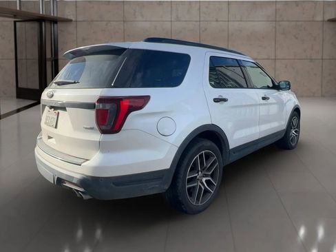 Used 2018 Ford Explorer Sport image 7