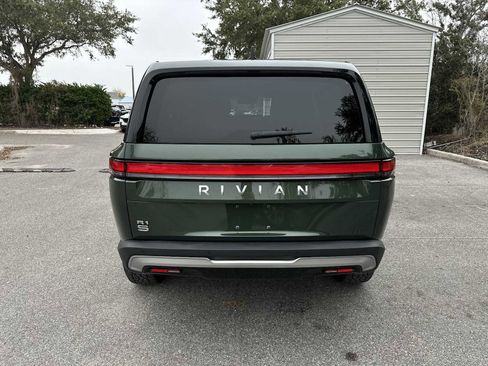 Used 2025 Rivian R1S Adventure image 5