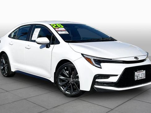 Certified 2026 Toyota Corolla SE FWD image 2