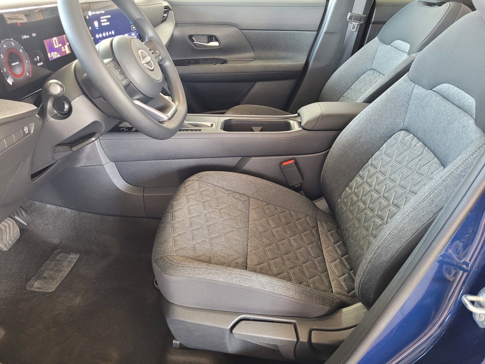 Certified 2026 Nissan Kicks SV FWD image 18