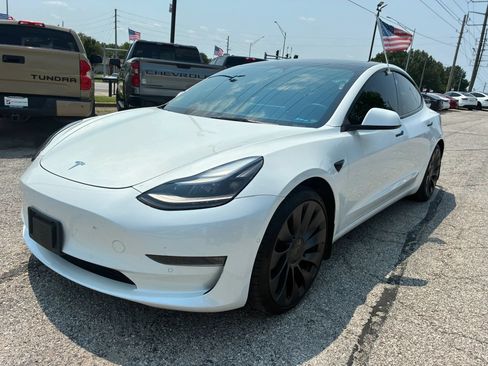 Used 2022 Tesla Model 3 Performance AWD/4WD image 3