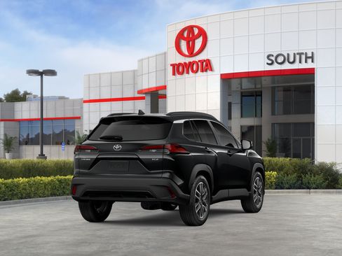 New 2026 Toyota Corolla Cross XLE w/ Convenience Package FWD image 9