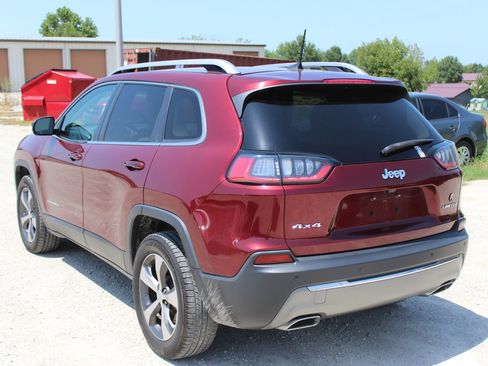 Used 2020 Jeep Cherokee Limited w/ Luxury Group AWD/4WD image 4