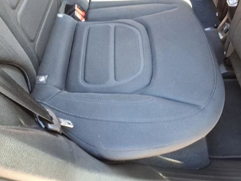 Used 2021 Jeep Renegade Latitude w/ Convenience Group image 18