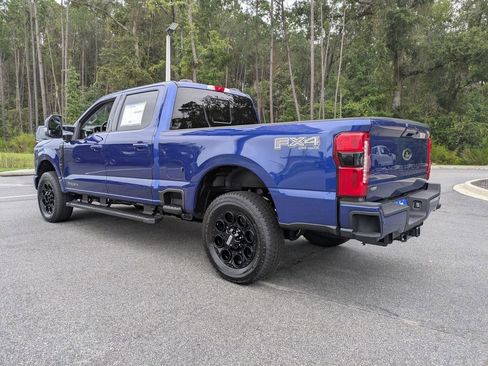New 2026 Ford F250 Lariat w/ Black Appearance Package image 6