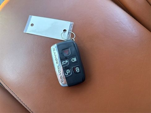 Used 2016 Land Rover Range Rover Sport Supercharged image 60