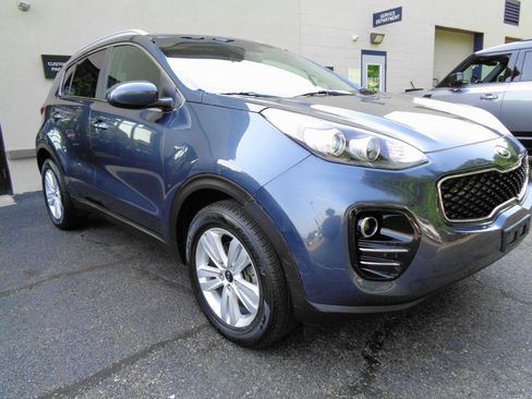 Used 2017 Kia Sportage LX w/ LX Popular Package AWD/4WD image 3