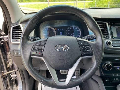 Used 2017 Hyundai Tucson Night AWD/4WD image 16
