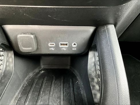 Used 2023 Chevrolet TrailBlazer LT w/ Convenience Package AWD/4WD image 16