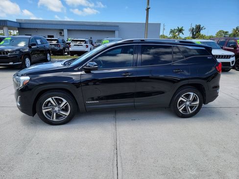 Used 2018 GMC Terrain SLT w/ Preferred Package FWD image 2