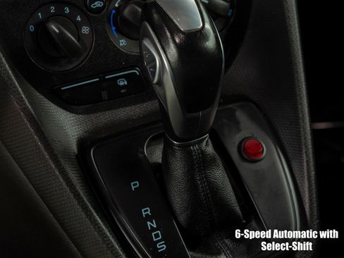 Used 2018 Ford Transit Connect XLT image 21