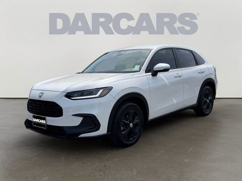 Used 2025 Honda HR-V LX image 2