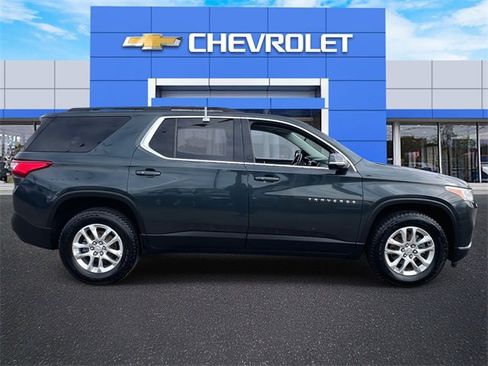 Used 2019 Chevrolet Traverse LT image 4