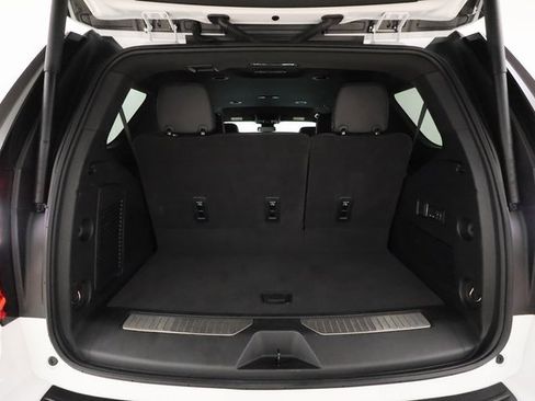 Certified 2025 GMC Yukon Denali image 23