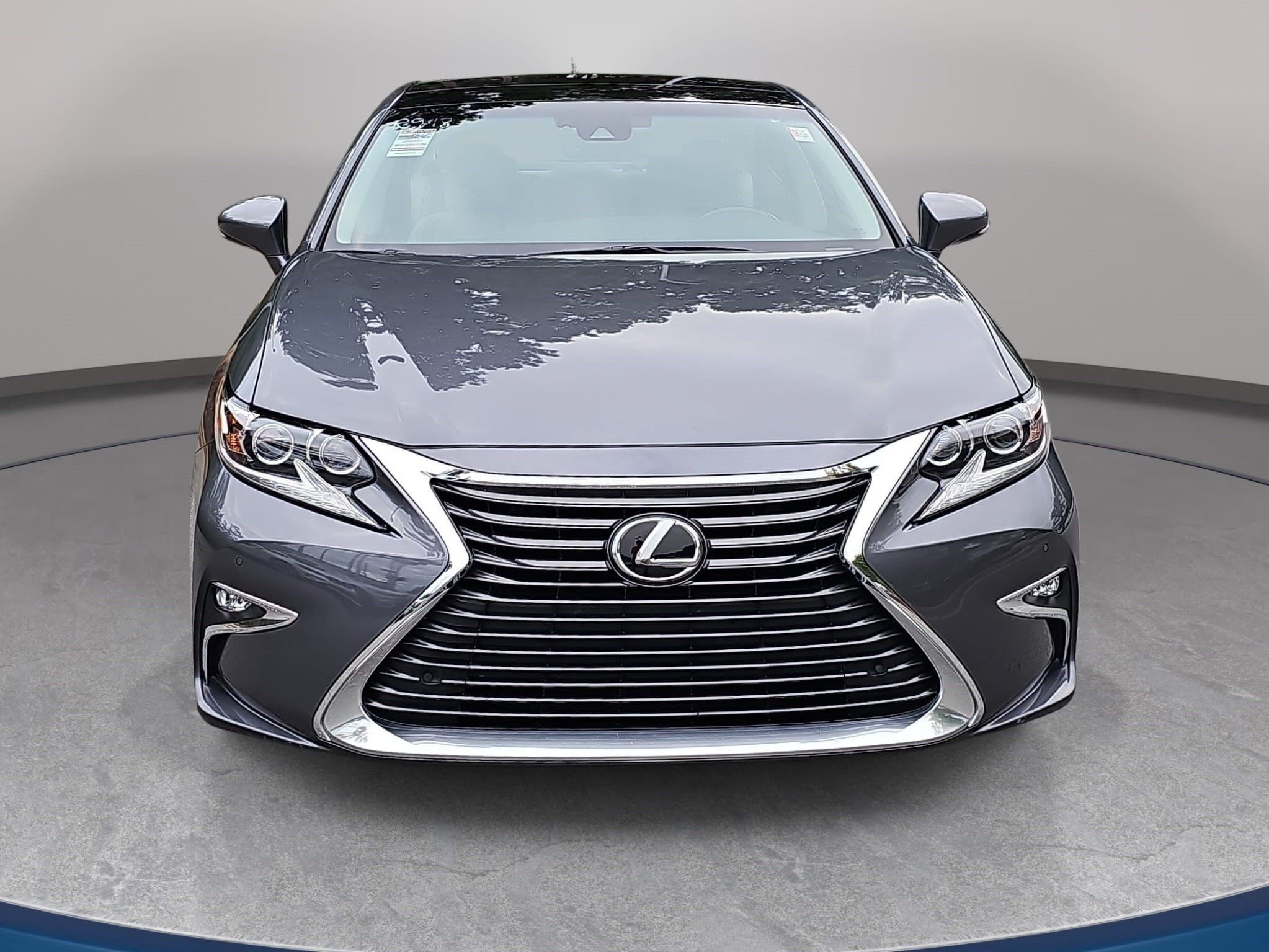 Used 2018 Lexus ES 350 w/ Luxury Package w/Wood Trim FWD image 2