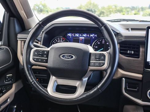 Used 2024 Ford Expedition Max Limited RWD image 16