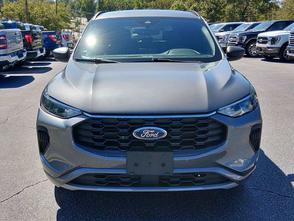Certified 2023 Ford Escape ST-Line AWD/4WD image 9