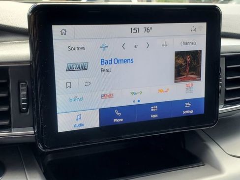 Used 2021 Ford Explorer XLT w/ Equipment Group 202A image 23