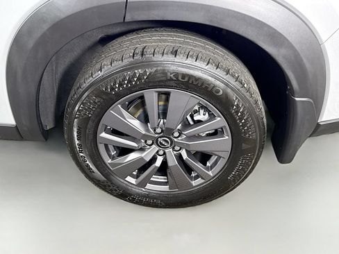Certified 2023 Nissan Pathfinder SV w/ SV Premium Package AWD/4WD image 37