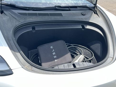 Used 2020 Tesla Model 3 Standard Range RWD image 35