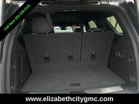 Used 2025 GMC Yukon Denali AWD/4WD image 6