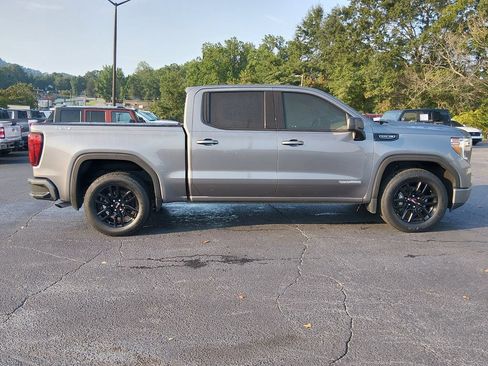 Used 2022 GMC Sierra 1500 Elevation AWD/4WD image 3