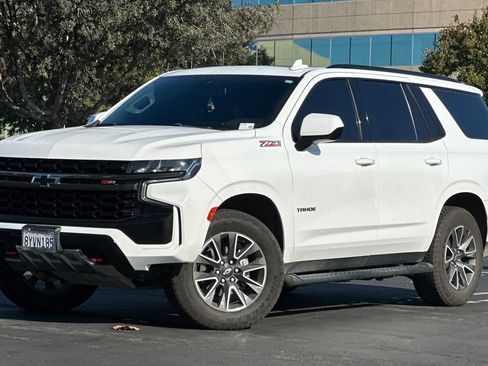 Used 2021 Chevrolet Tahoe Z71 w/ Rear Media and Nav Package image 8