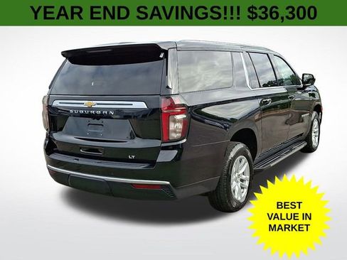 Used 2022 Chevrolet Suburban LT image 7
