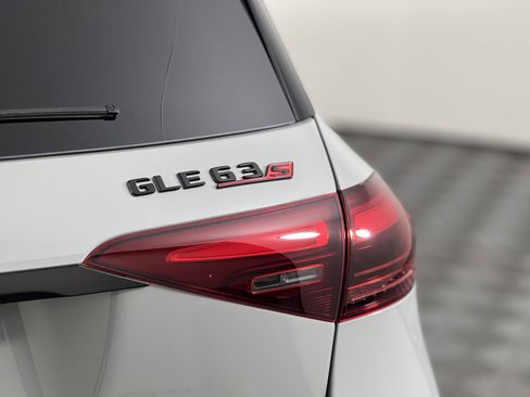 Certified 2025 Mercedes-Benz GLE 63 AMG S image 12
