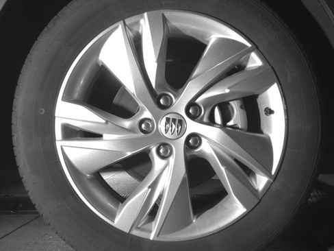 Used 2025 Buick Encore GX Preferred image 13