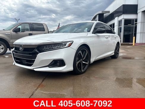 Used 2021 Honda Accord Sport image 3