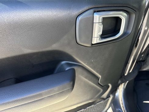 Used 2023 Jeep Gladiator Sport image 29