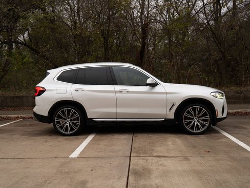 Used 2022 BMW X3 xDrive30i w/ Premium Package image 10