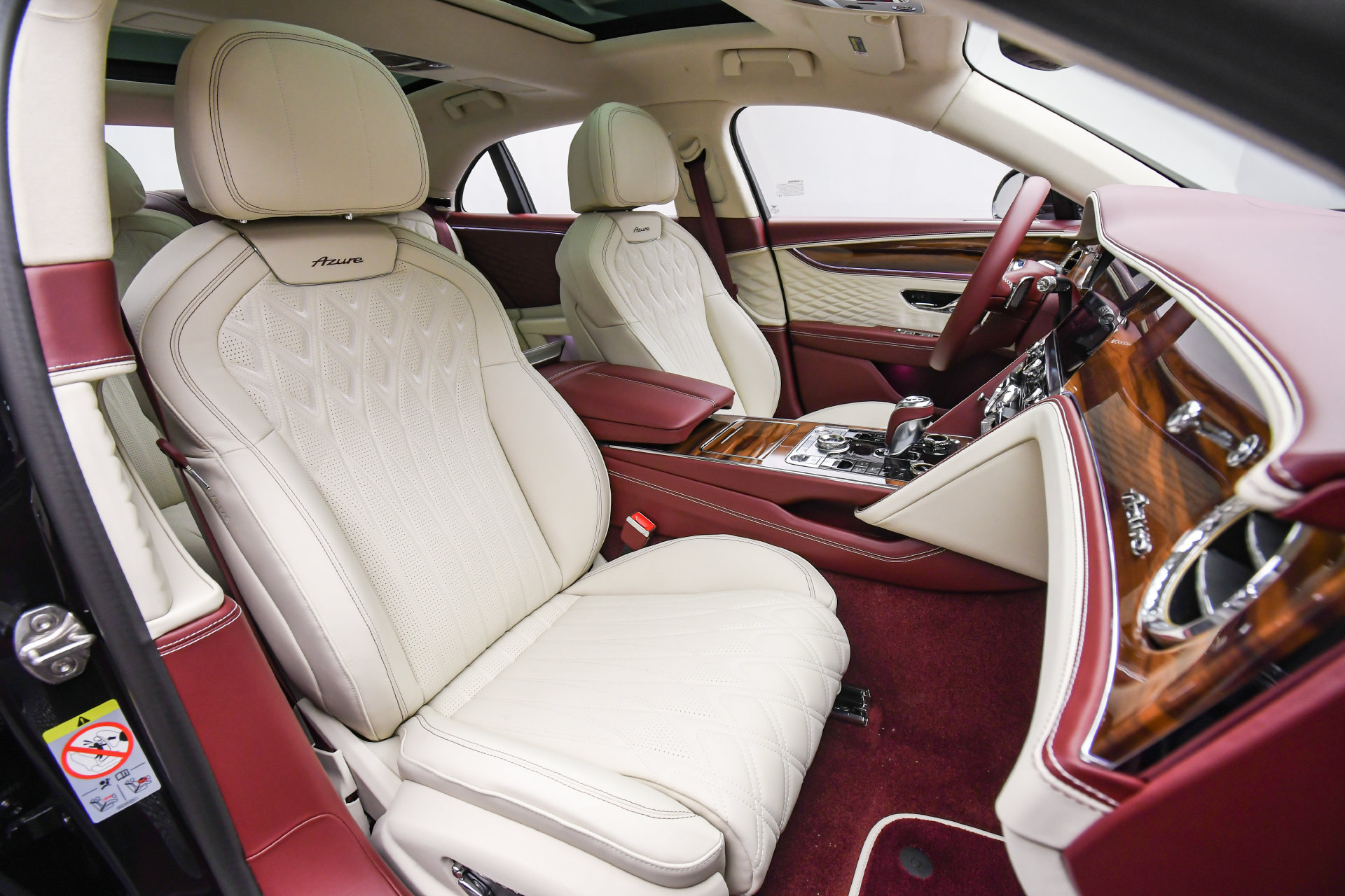 New 2026 Bentley Flying Spur V8 AWD/4WD image 17
