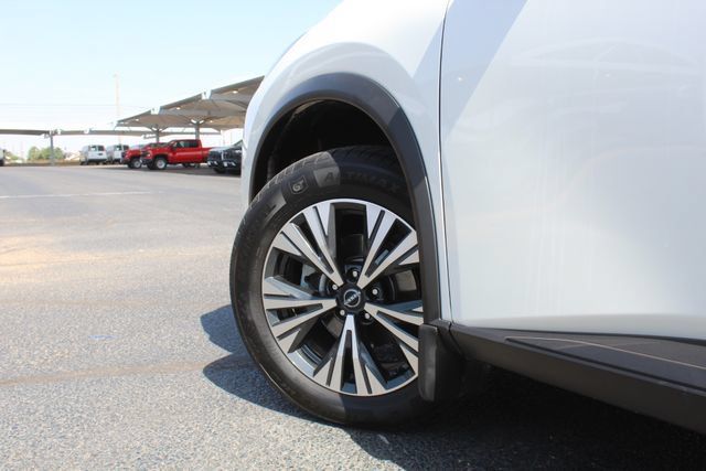 Used 2023 Nissan Rogue SV w/ SV Premium B Package AWD/4WD image 12