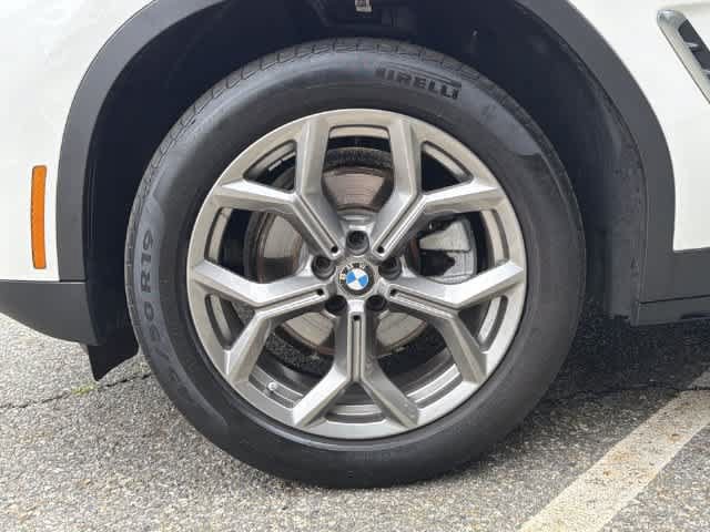 Used 2024 BMW X3 xDrive30i w/ Premium Package w/ZPA AWD/4WD image 16