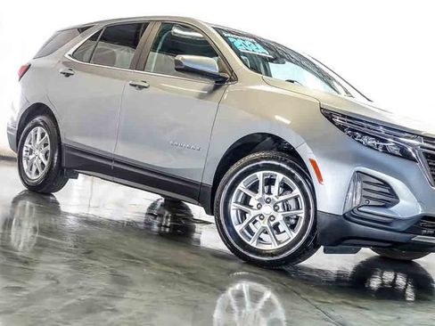 Certified 2024 Chevrolet Equinox LT AWD/4WD image 5