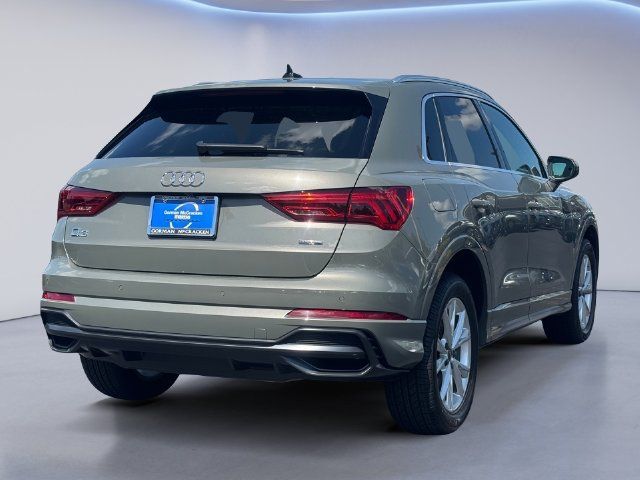 Used 2022 Audi Q3 2.0T Premium Plus w/ Premium Plus Package AWD/4WD image 5