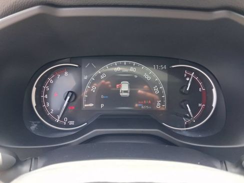 Used 2025 Toyota RAV4 XLE w/ Convenience Package FWD image 17
