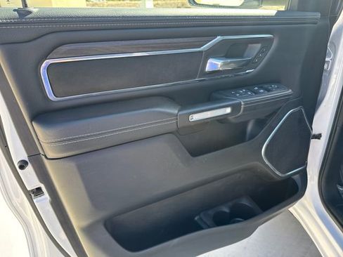 Used 2025 RAM 1500 Laramie image 10