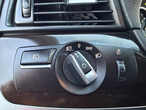 Used 2016 BMW 528i Sedan image 17